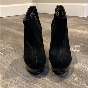 Steve Madden Chelseey Ankle Boot